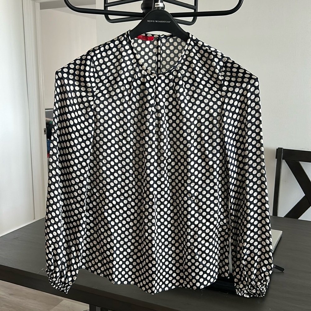 Carolina Herrera 100% silk polka dot top size 2